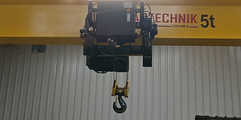 Single-Girder-semiportal-crane-SWL-5-ton